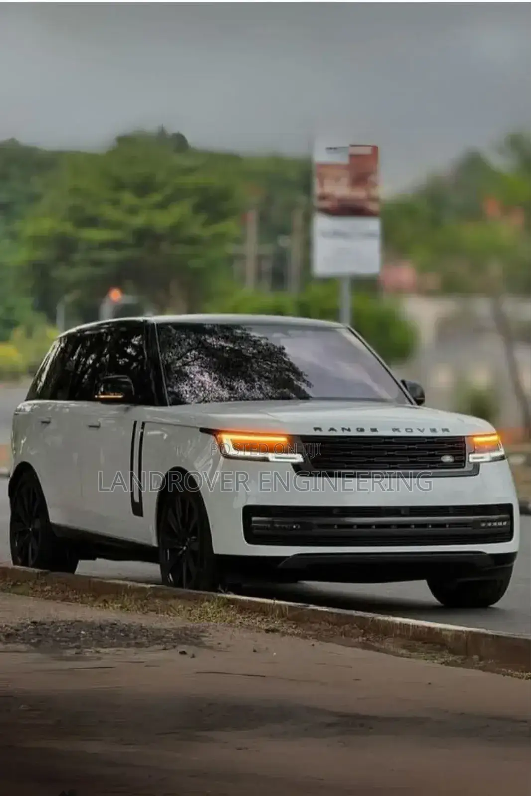 Range Rover Vogue Headlight American Spec.