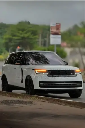 Range Rover Vogue Headlight American Spec.
