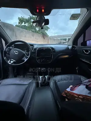 Renault Captur 1.5 Diesel FWD 2016 Gray