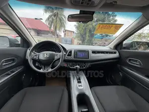 Honda HR-V 4dr SUV (1.5L 4cyl CVT) 2016 Black
