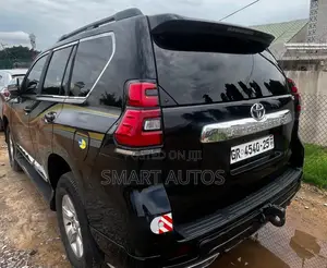Toyota Land Cruiser Prado 2.7 VVT-i 2015 Black