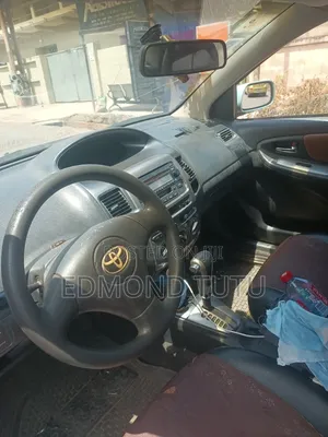 Toyota Vios 2012 Green