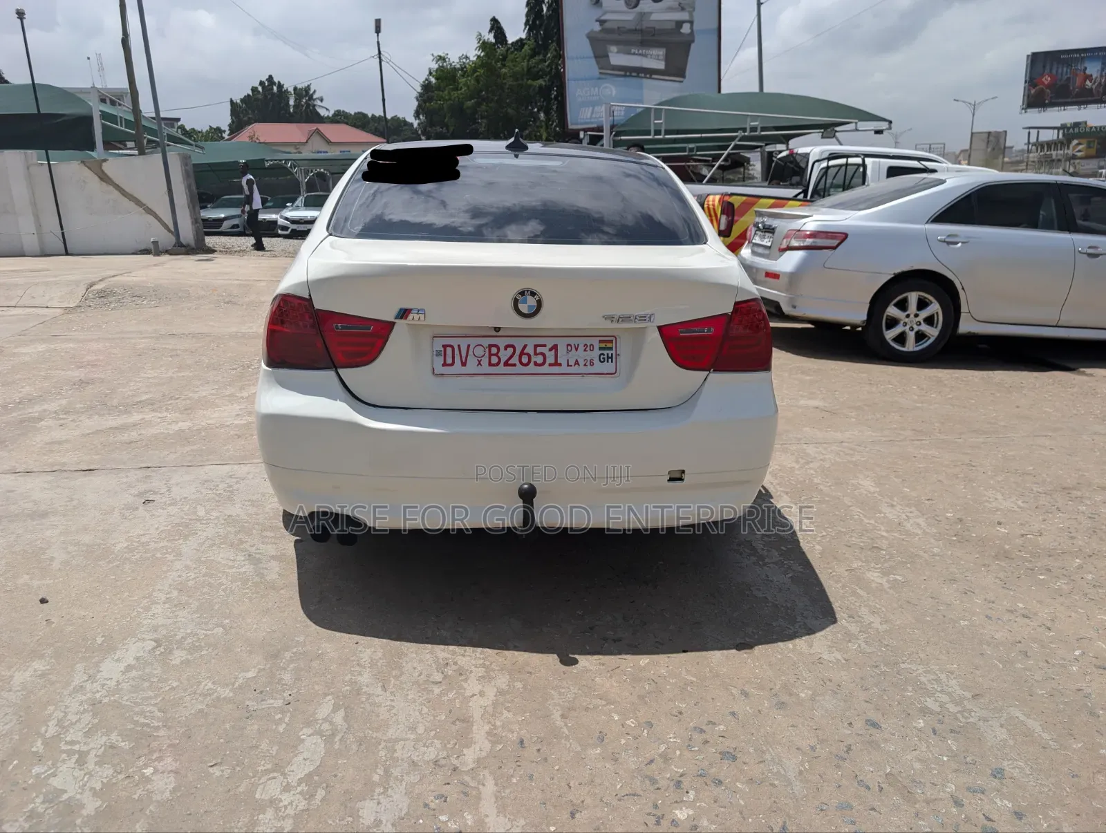 BMW 3 Series 2011 White
