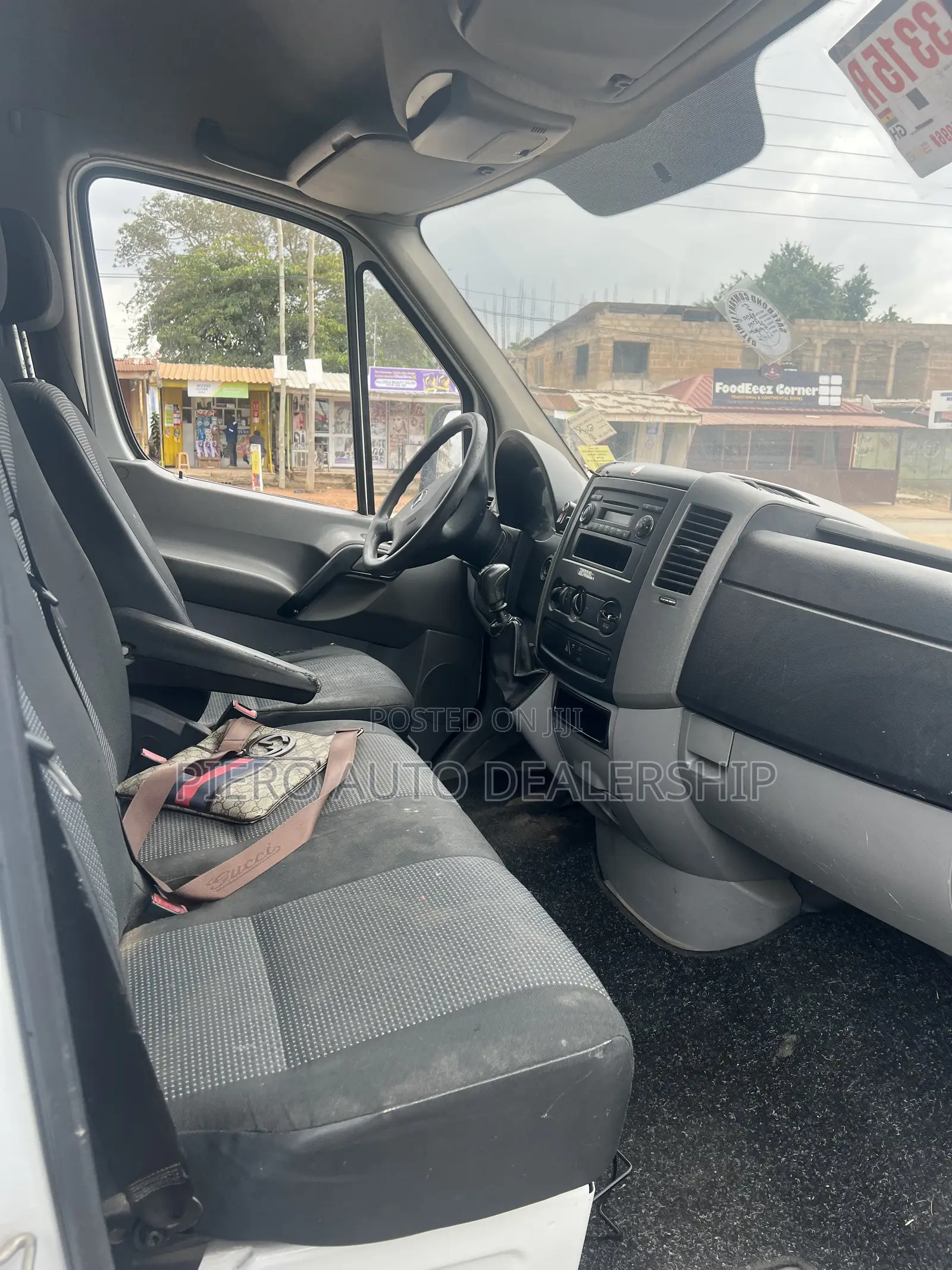 Mercedes-Benz Sprinter 2012 White