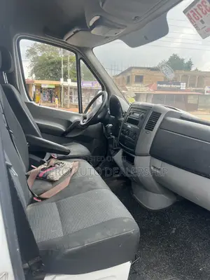 Mercedes-Benz Sprinter 2012 White