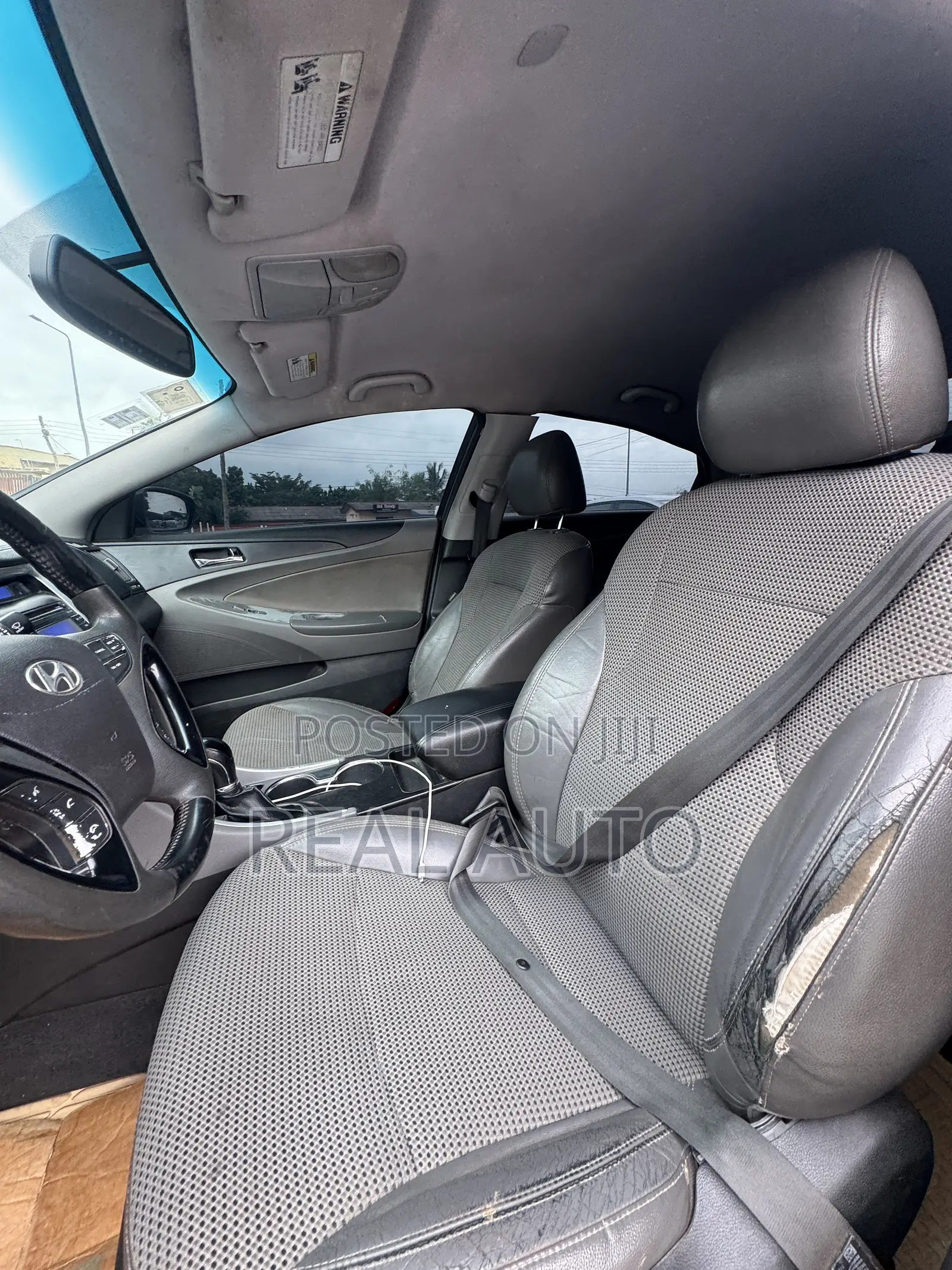 Hyundai Sonata SE 2.0T Sedan FWD (2.0L 4cyl 6A) 2011 Black