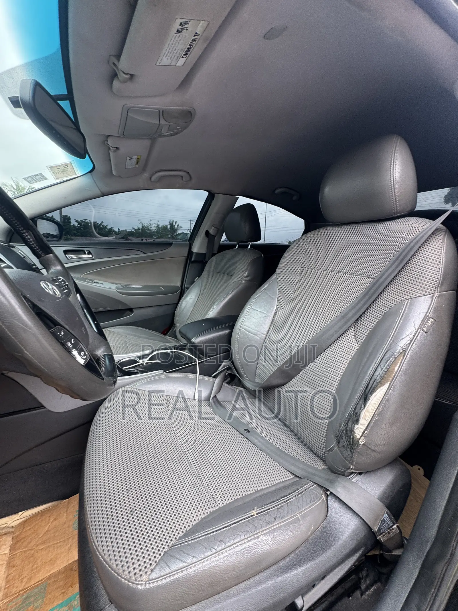 Hyundai Sonata SE 2.0T Sedan FWD (2.0L 4cyl 6A) 2011 Black