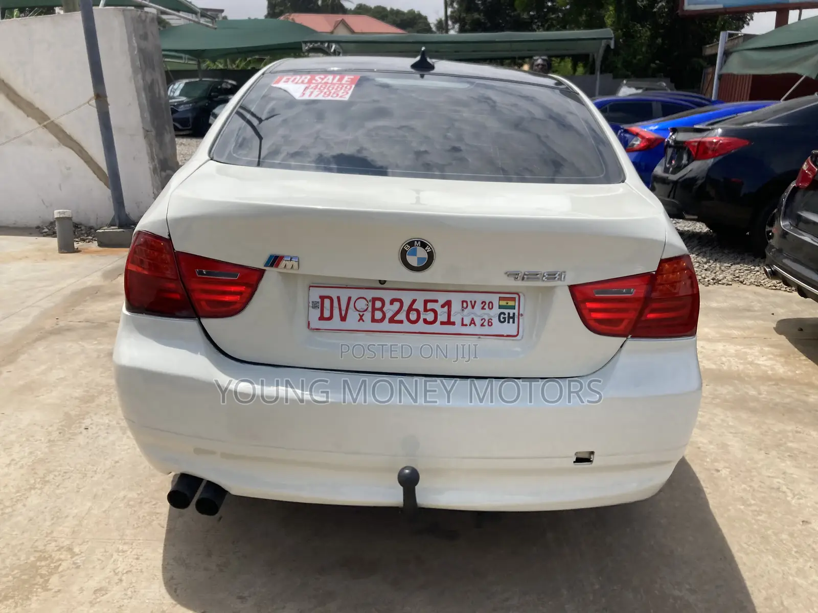 BMW 330i 2011 White