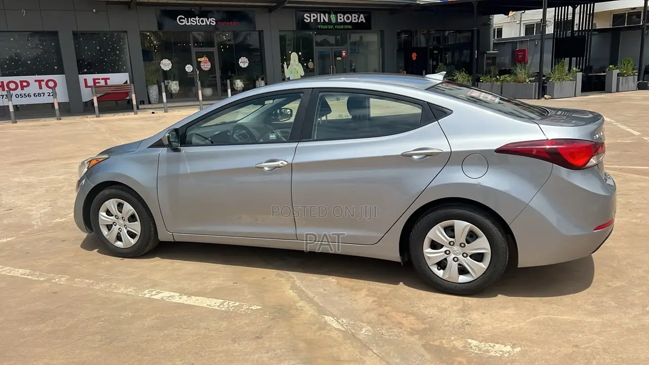 Hyundai Elantra 2016 Gray