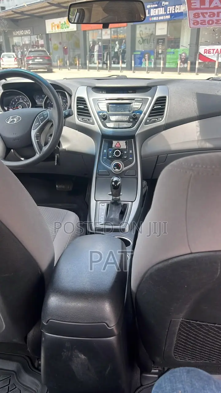 Hyundai Elantra 2016 Gray
