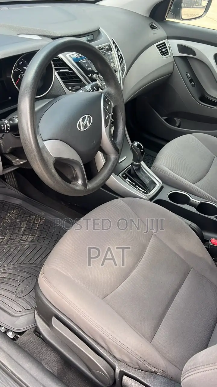 Hyundai Elantra 2016 Gray