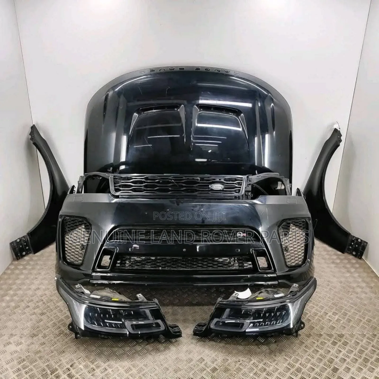 Jaguar Land Rover Front Grille