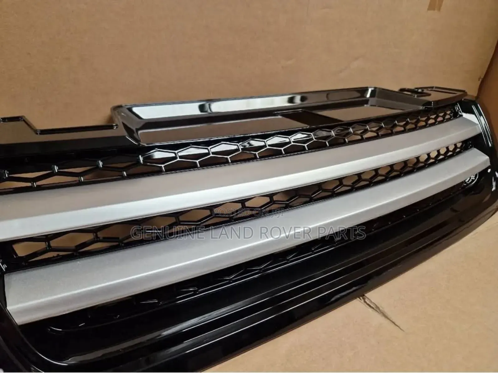 Jaguar Land Rover Front Grille