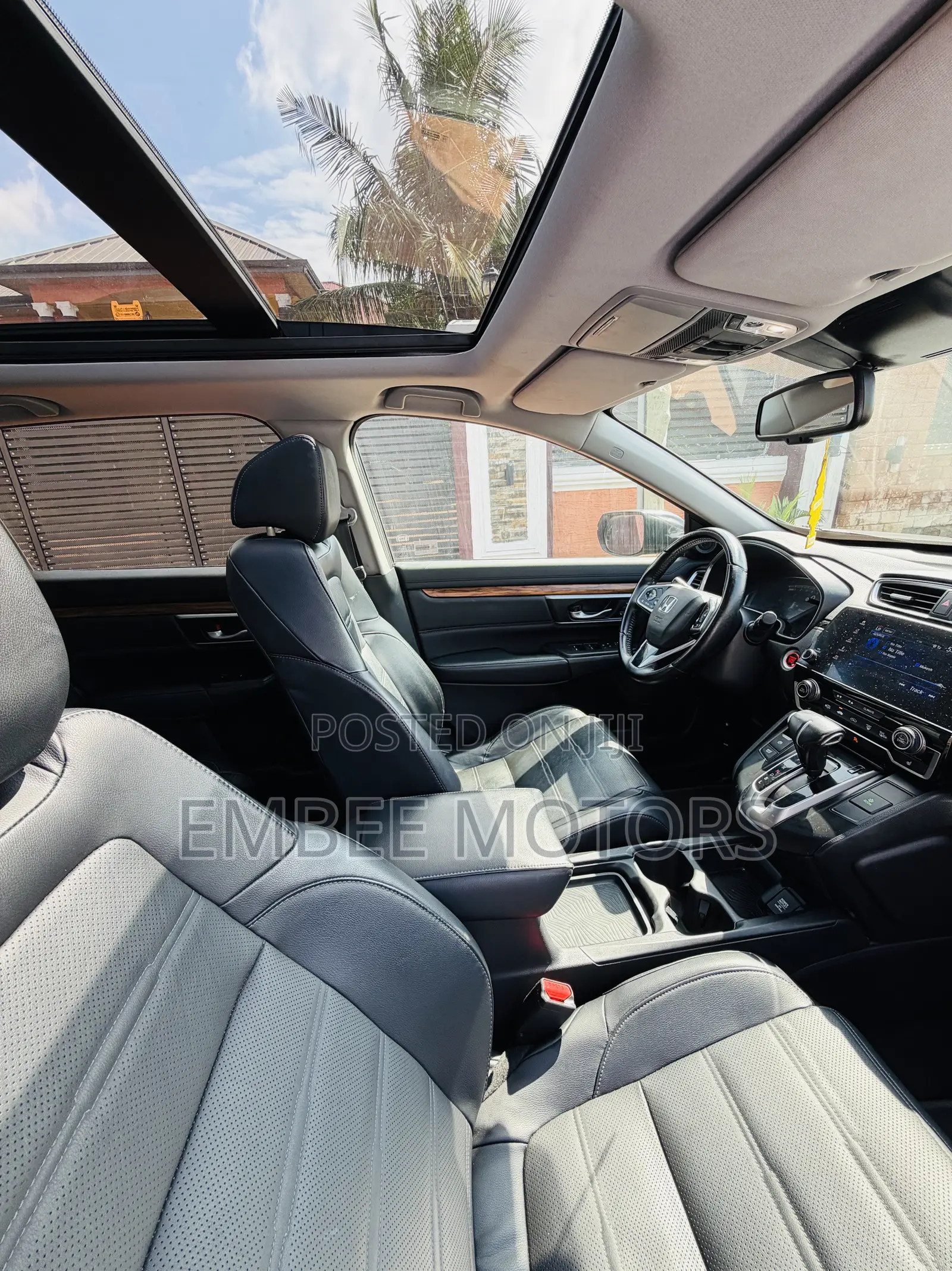 Honda CR-V Touring AWD 2018 Gray