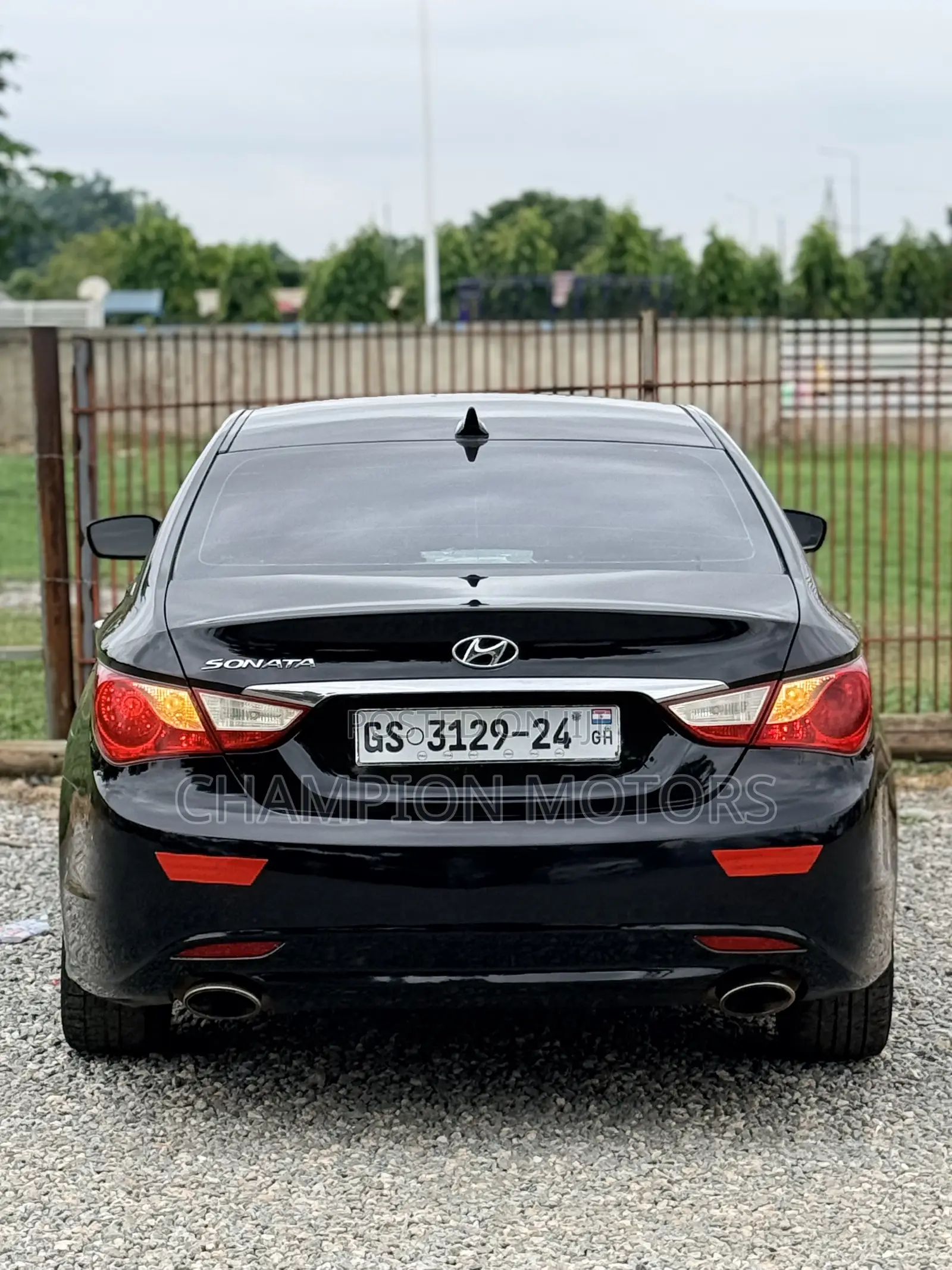 Hyundai Sonata 2010 Black