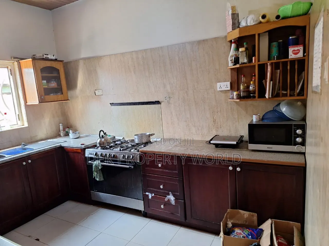 3bdrm House in Boundary Road Area for sale
