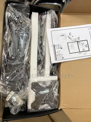 Universal F160 Dual Monitor Mount 17inches to 32inches