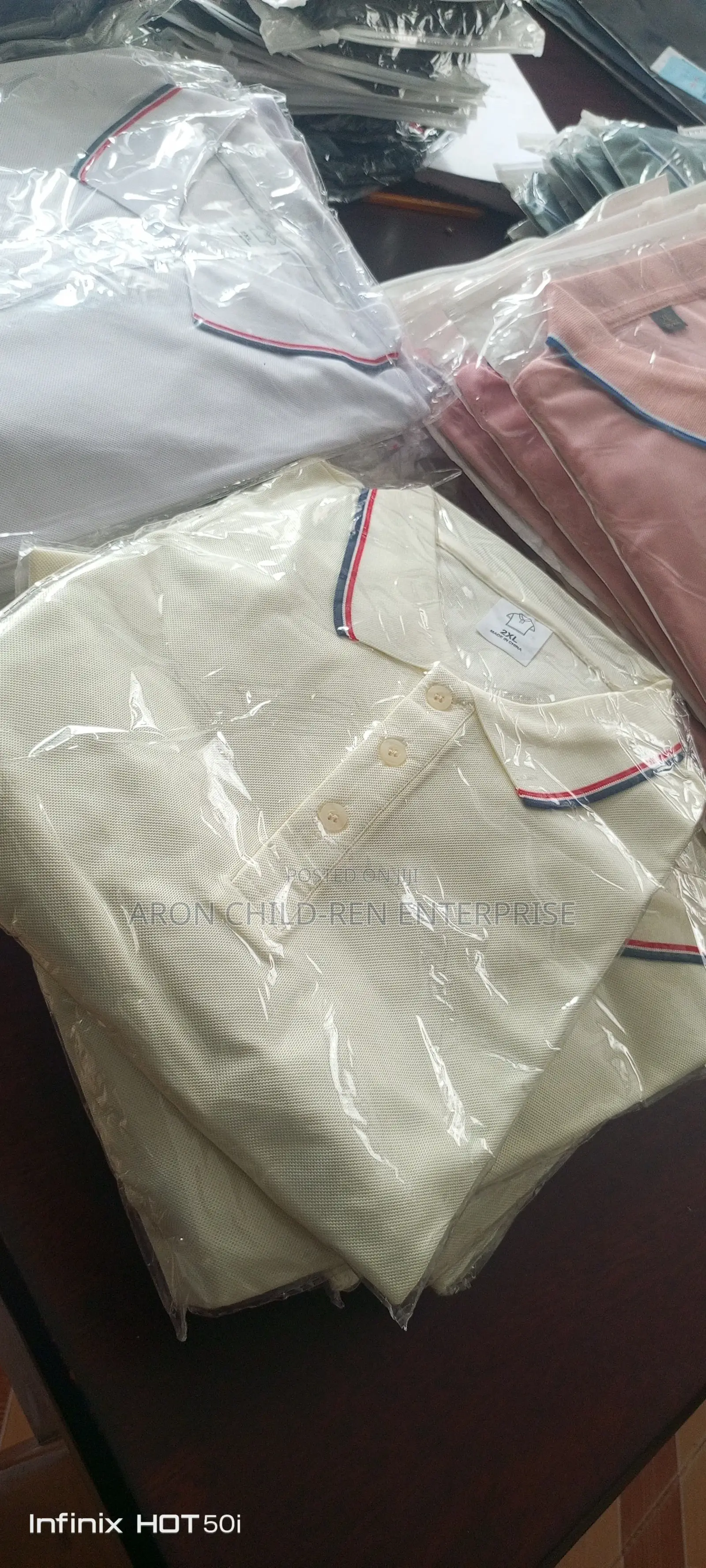 Classic Piqué Polo T-Shirt)