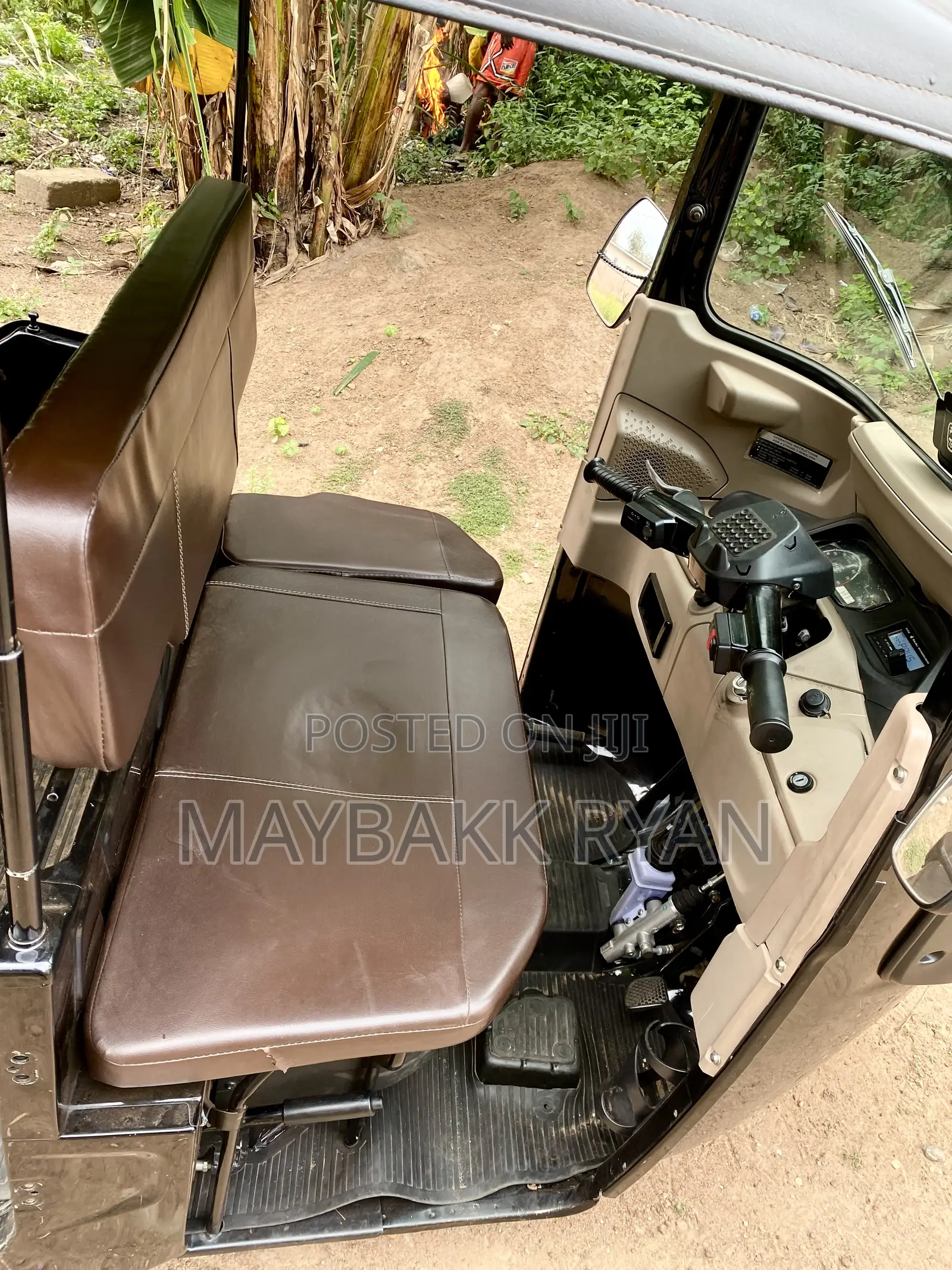 Bajaj RE 2026 Black