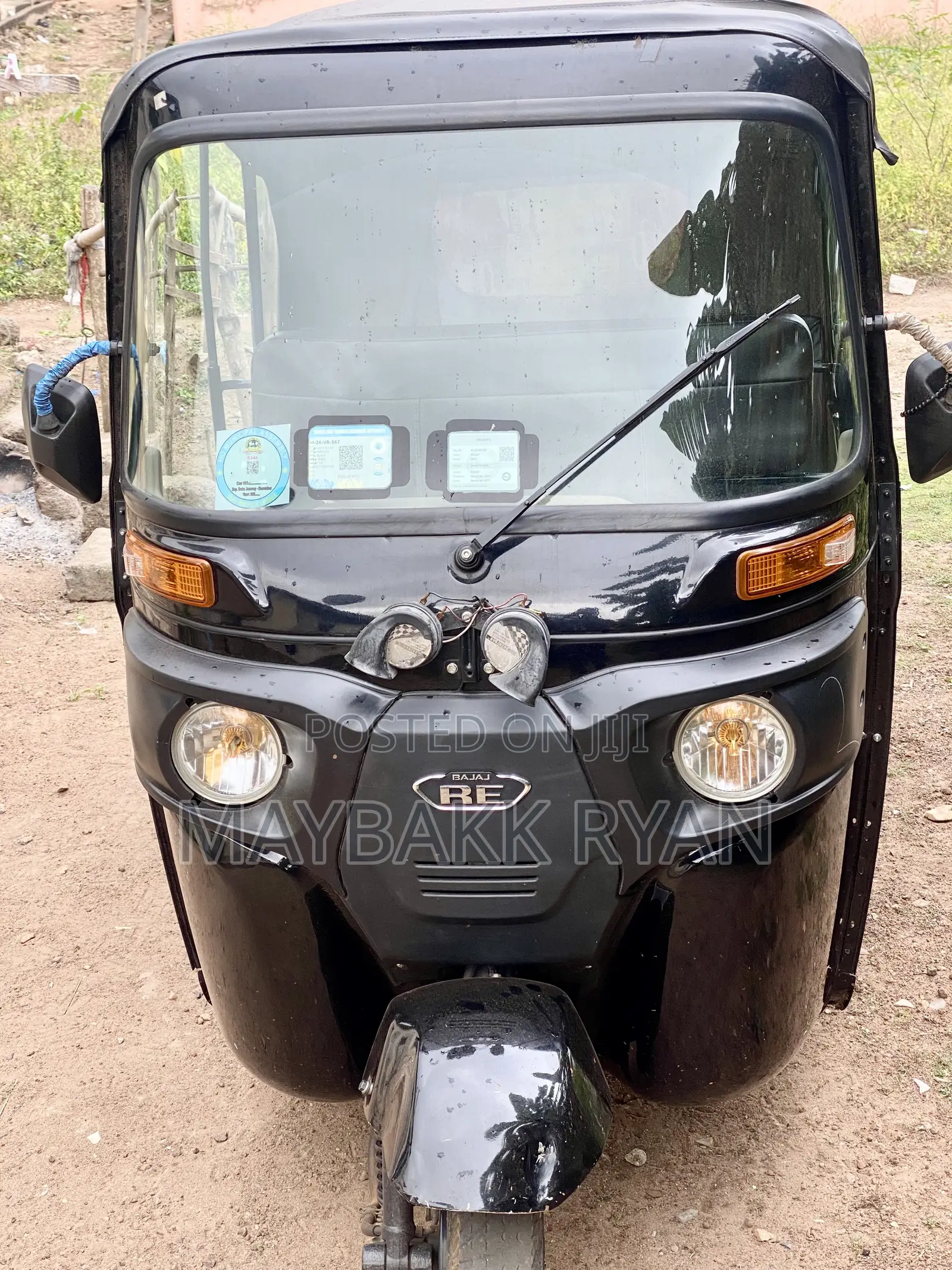 Bajaj RE 2026 Black