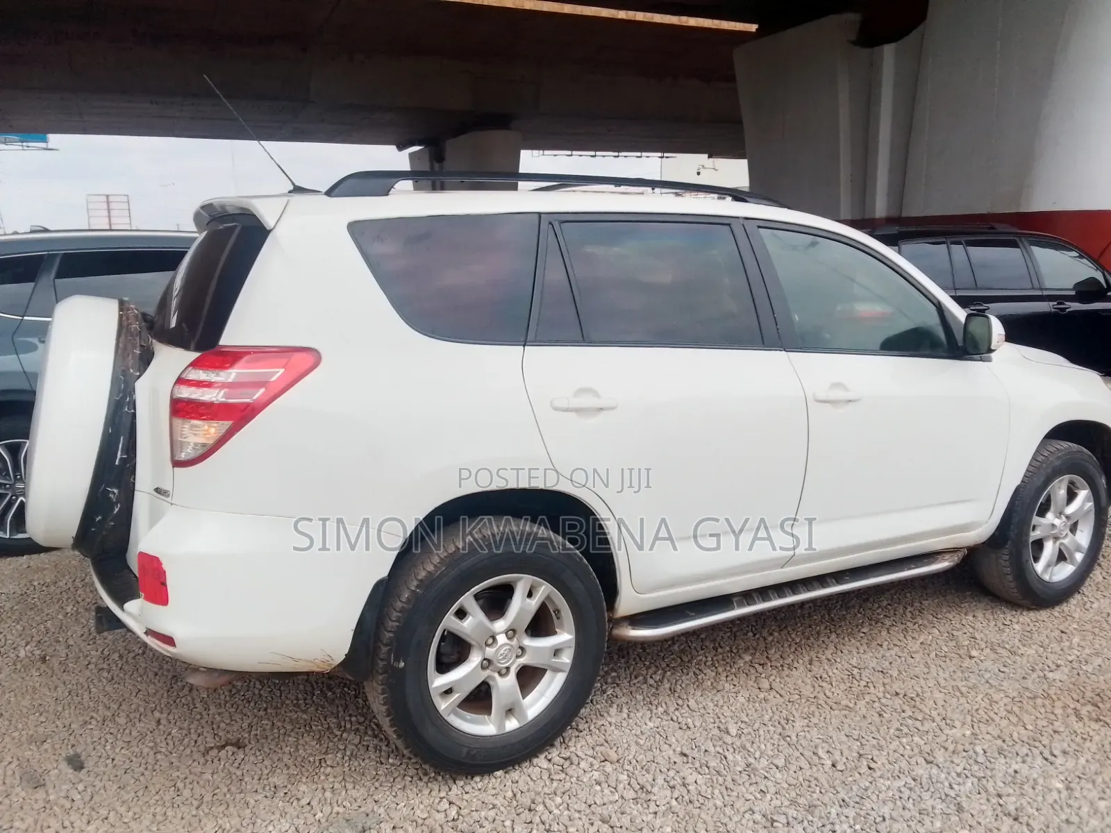 Toyota RAV4 2020 White