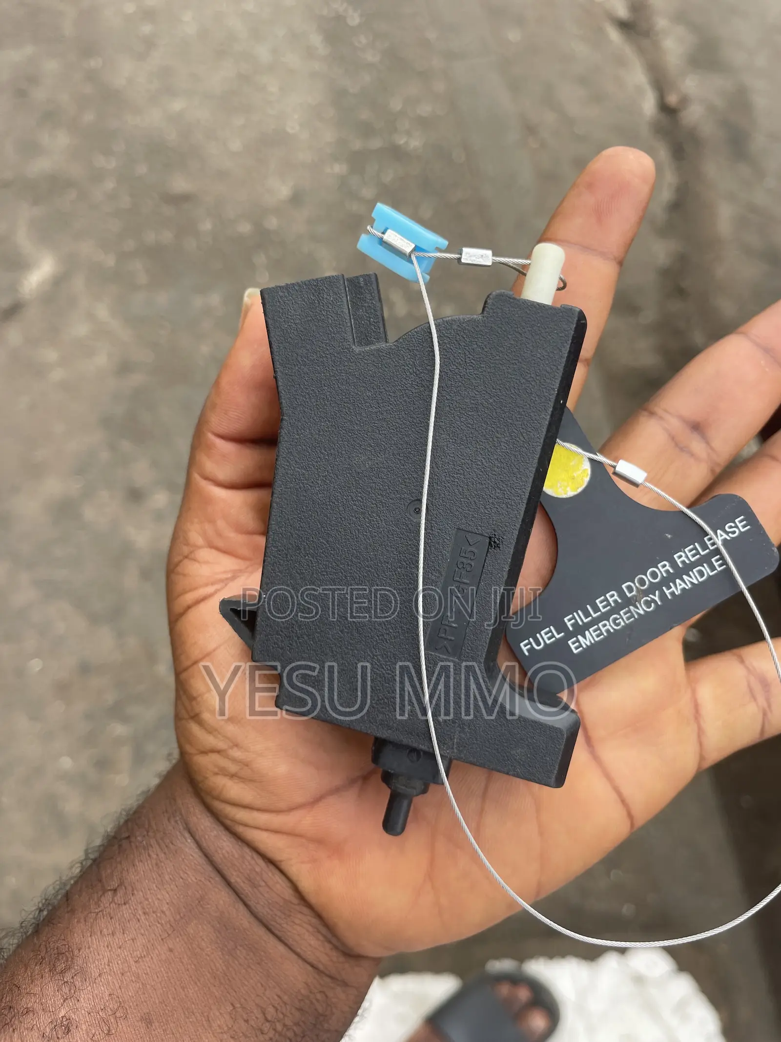 Sonata 2016 Fuel Lid Actuator