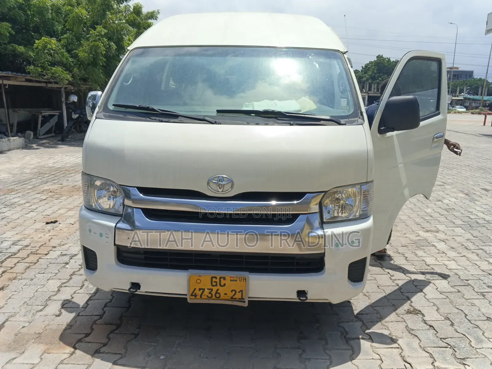 Toyota HiAce 2020 White