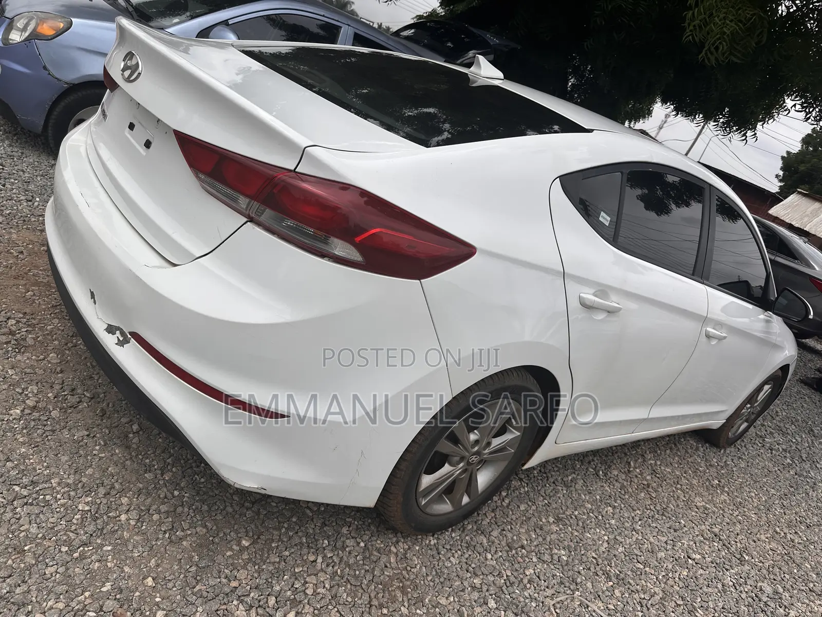 Hyundai Elantra Limited Sedan FWD (2.0L 4cyl 6A) 2017 White