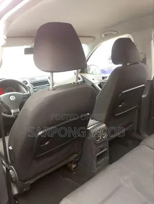 Volkswagen Tiguan 2011 Black