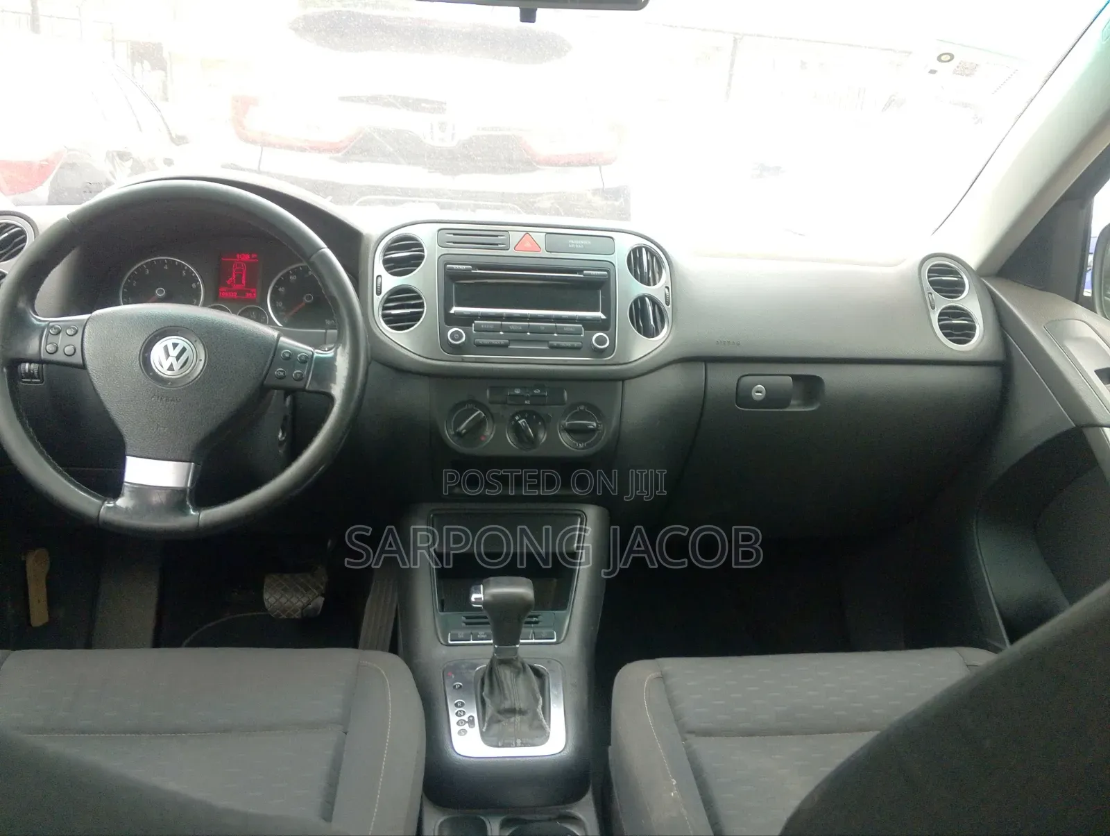 Volkswagen Tiguan 2011 Black