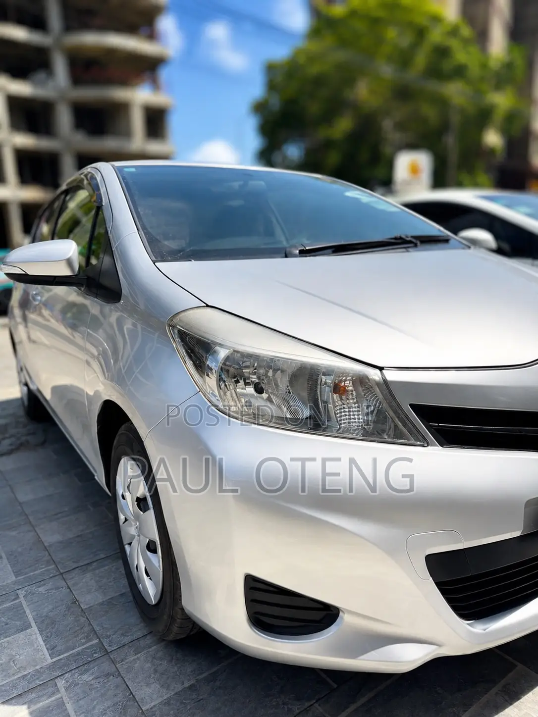 Toyota Vitz 1.3 FWD 5dr 2014 Silver