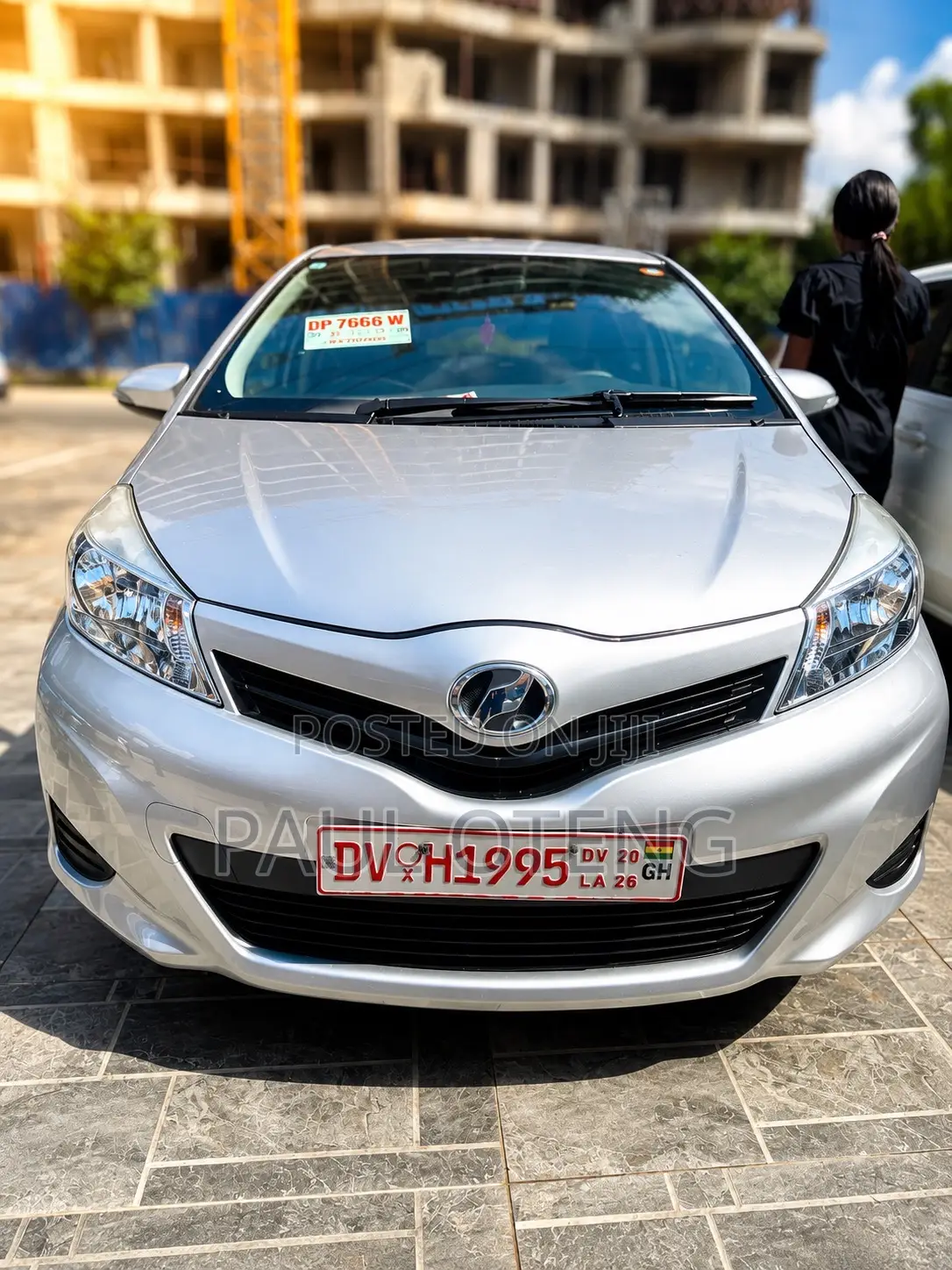 Toyota Vitz 1.3 FWD 5dr 2014 Silver