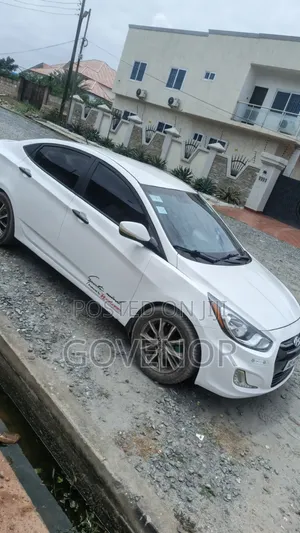 Hyundai Accent SE Sedan 2017 White