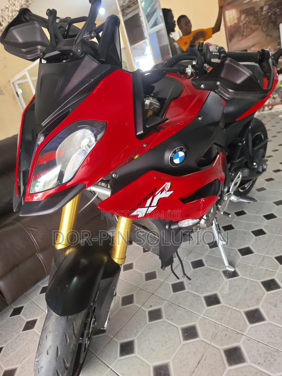 BMW S 1000 XR 2020 Red