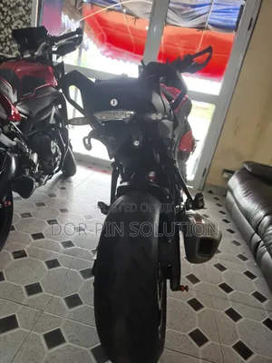 BMW S 1000 XR 2020 Red