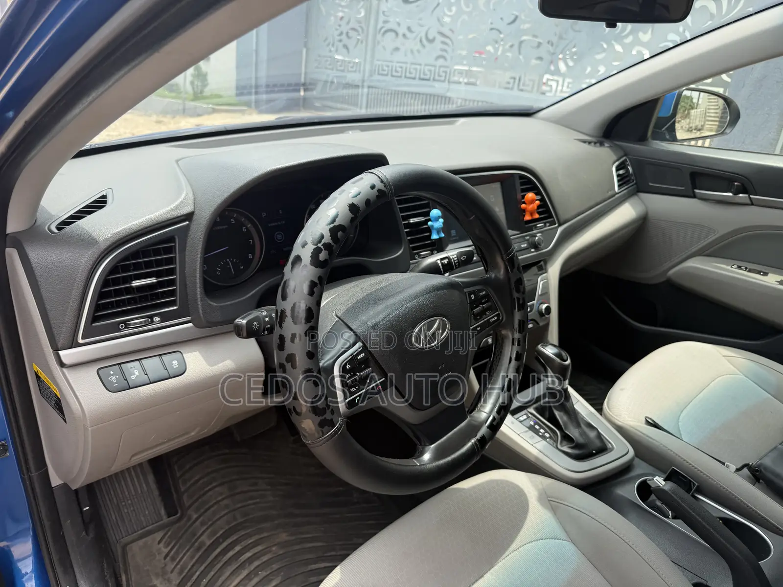 Hyundai Elantra SE Sedan FWD (2.0L 4cyl 6M) 2017 Blue