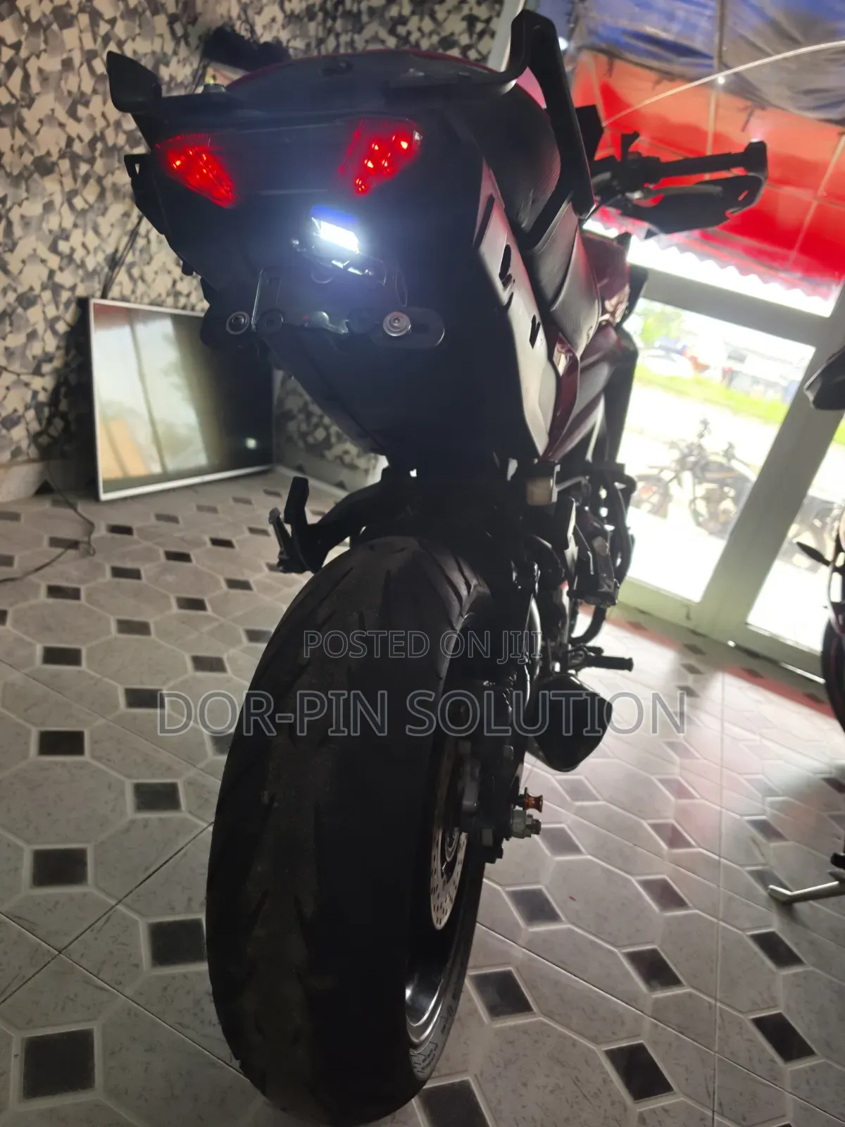 Yamaha 2017 Red