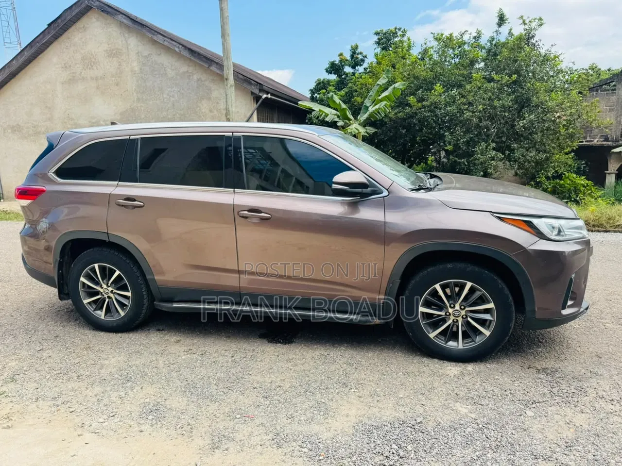 Toyota Highlander 2019 Brown