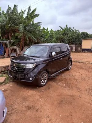 Toyota bB 2015 Black