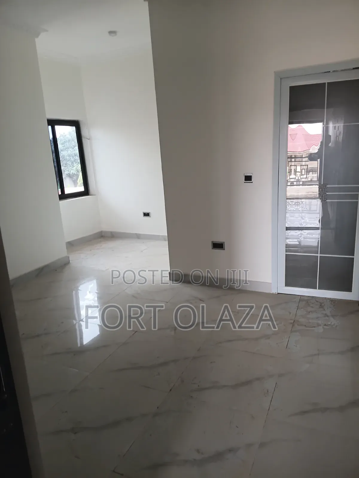 1bdrm Apartment in Fort-Olaza, Ga East Municipal for rent