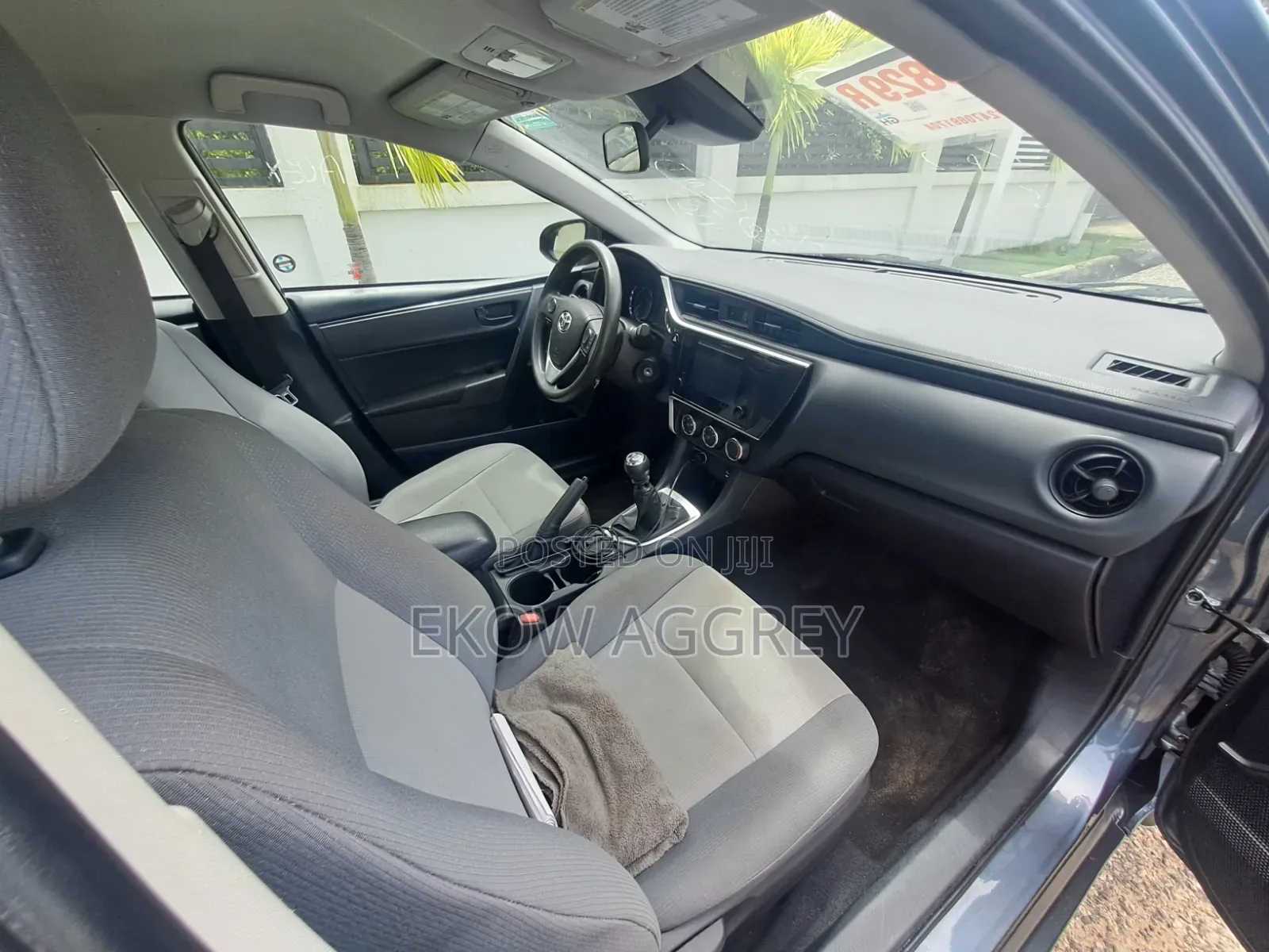 Toyota Corolla 2018 Gray