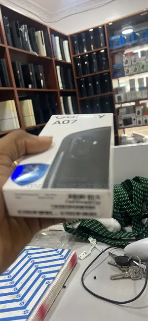 New Samsung Galaxy A07 4G 64 GB Black