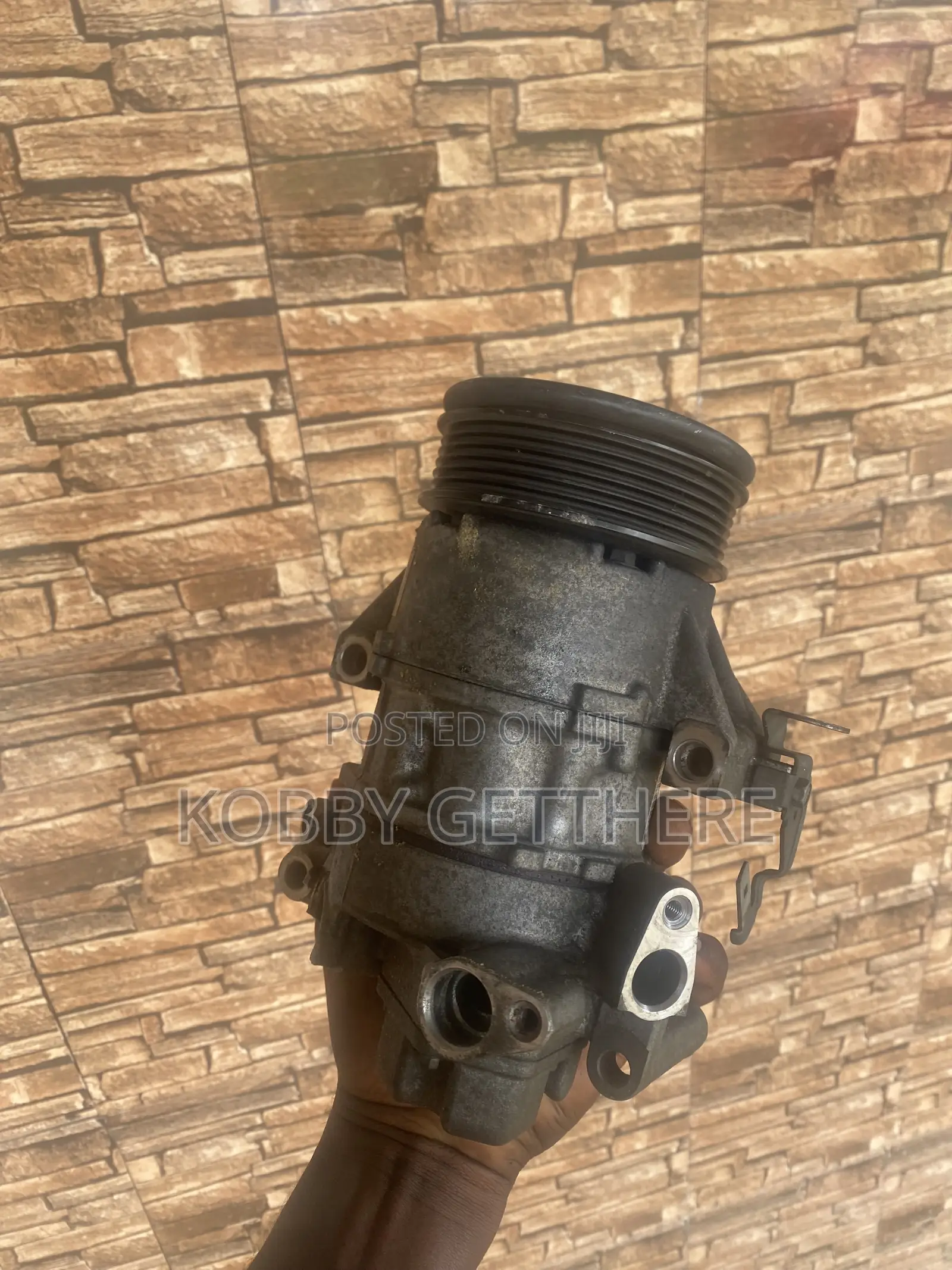 Toyota Vitz 2010 AC MOTOR