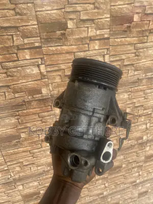 Toyota Vitz 2010 AC MOTOR