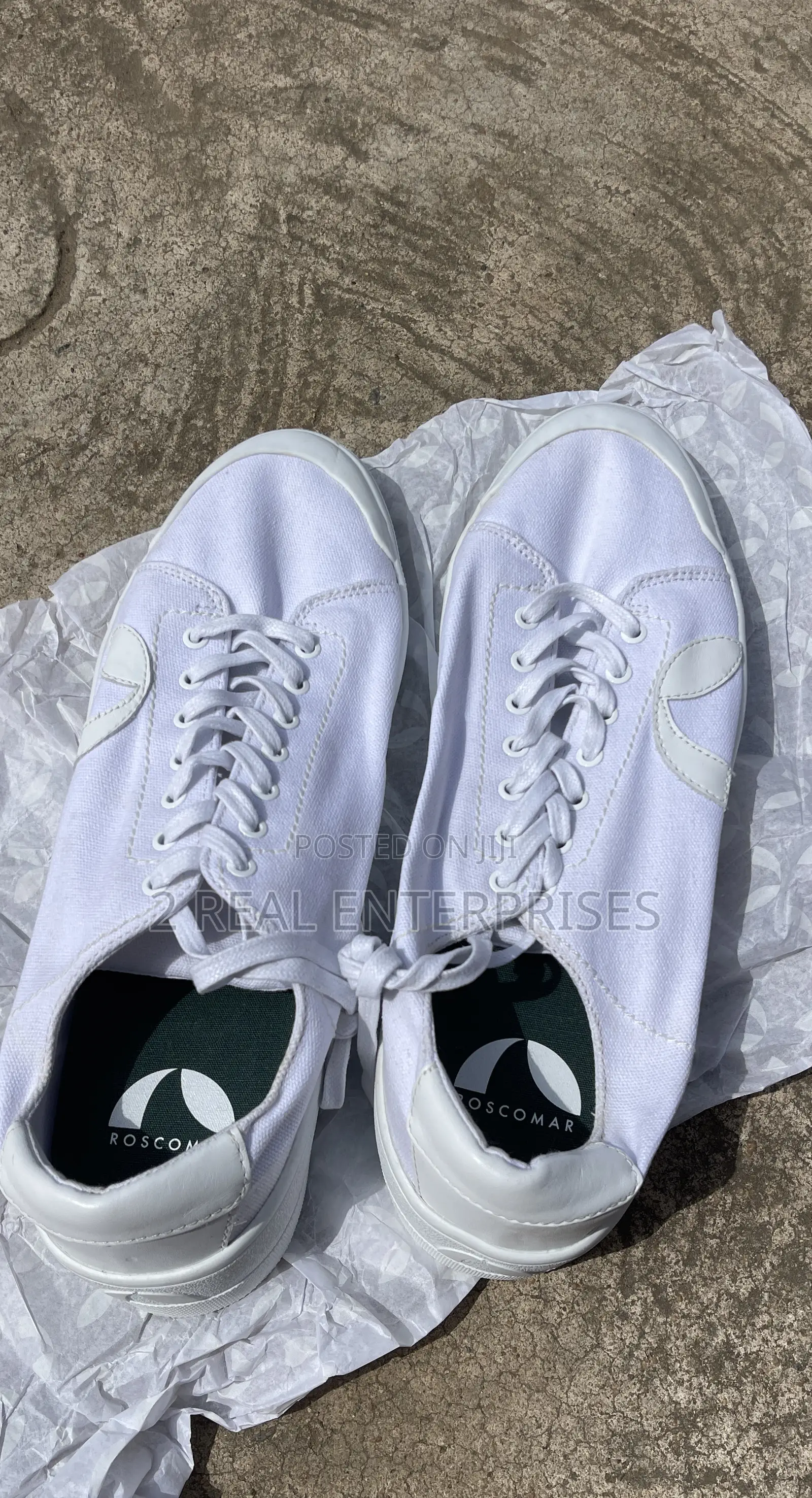 Walking Shoes Size 45