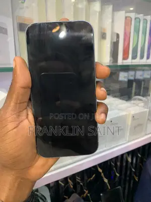 Apple iPhone 16 128 GB Green