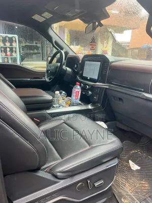 Ford F-150 2022 Black