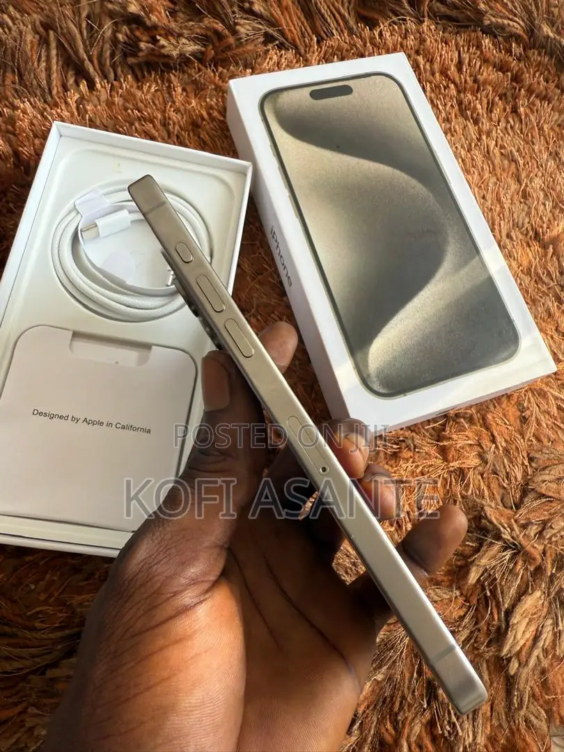 Apple iPhone 15 Pro Max 512 GB Gray