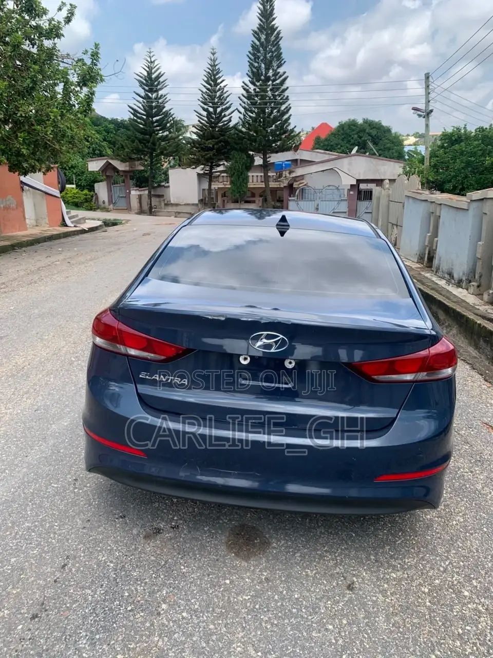 Hyundai Elantra ECO Sedan FWD (1.4L 4cyl 7A) 2017 Blue