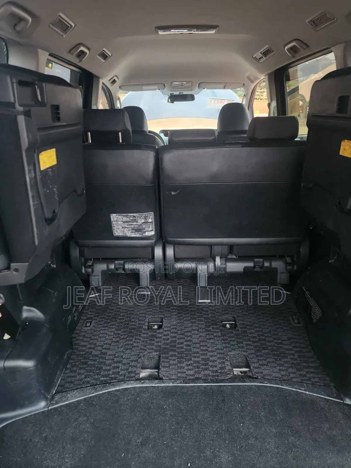Toyota Voxy X L Edition 2WD 8-Seater 2013 Matt Black